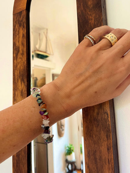 EARTH ANGEL Cleansing Crystal Chip Bracelet