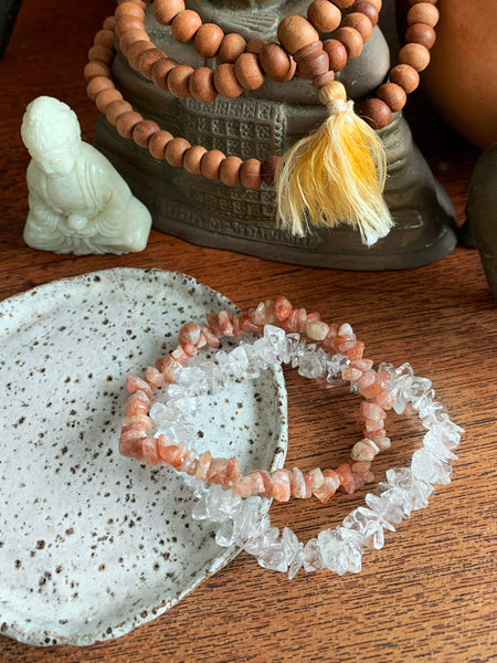 SUNSTONE Cleansing Crystal Chip Bracelet