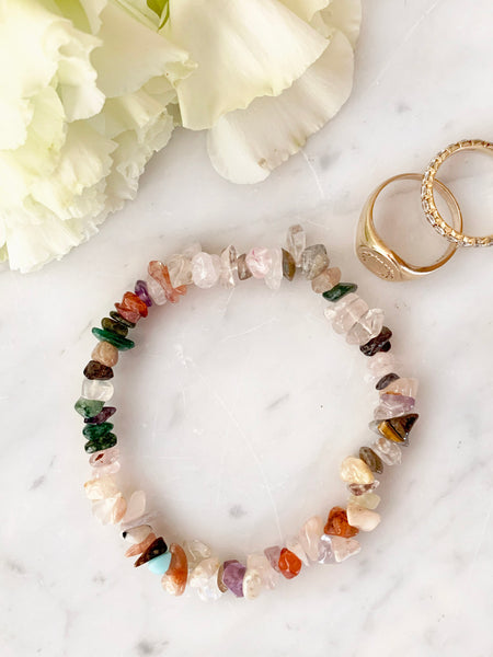 EARTH ANGEL Cleansing Crystal Chip Bracelet