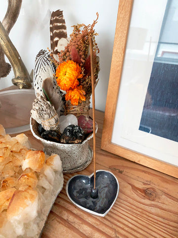 Hand Painted Enamel Heart Incense Bowl • CHARCOAL