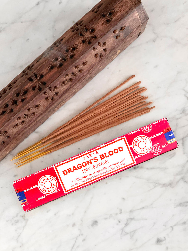 Satya Incense Sticks DRAGONS BLOOD • 15g